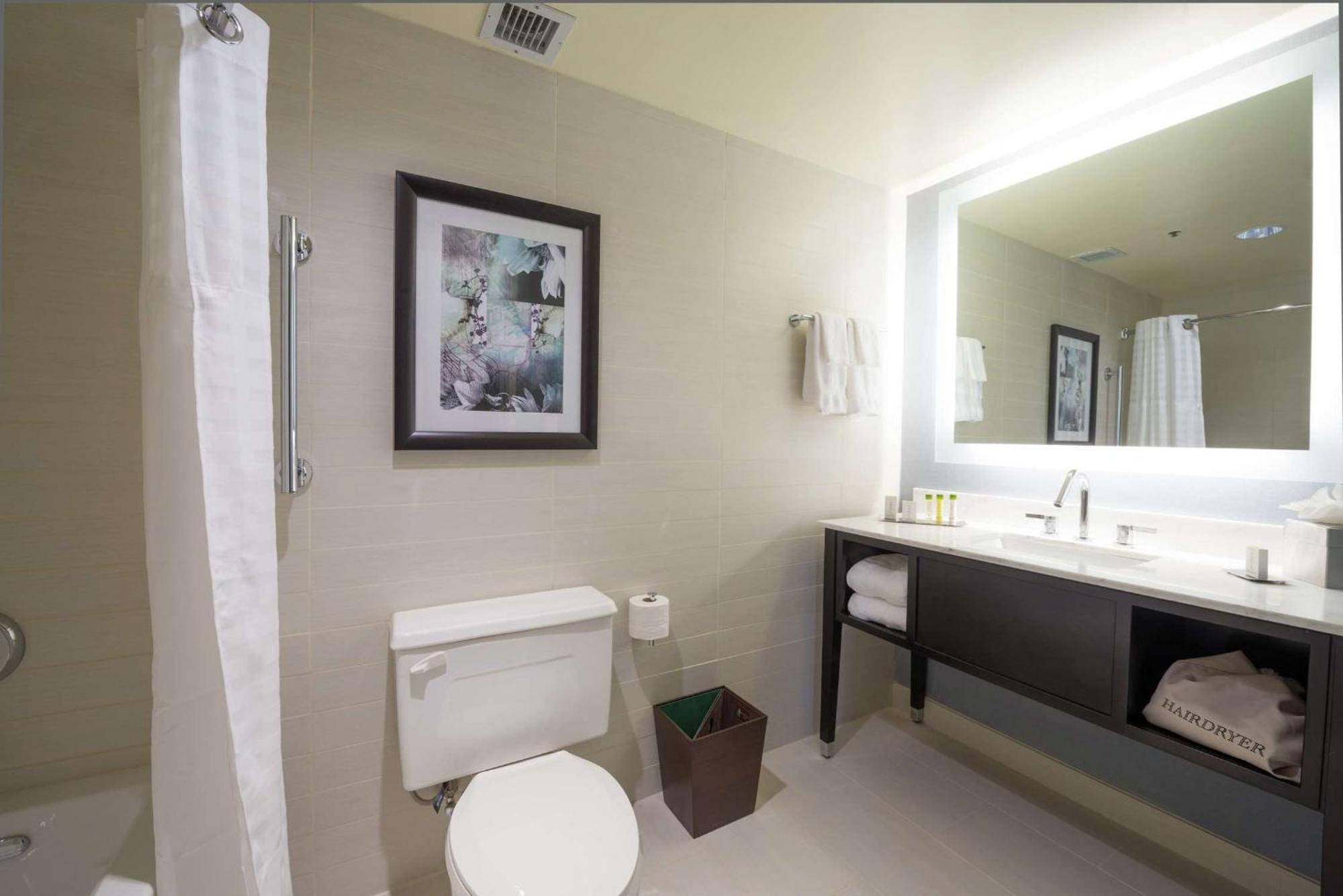 Hotel Doubletree By Hilton Binghamton Exteriér fotografie