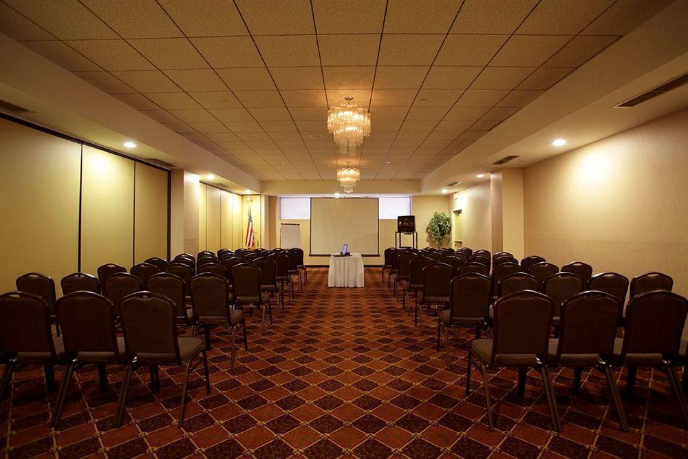 Hotel Doubletree By Hilton Binghamton Exteriér fotografie