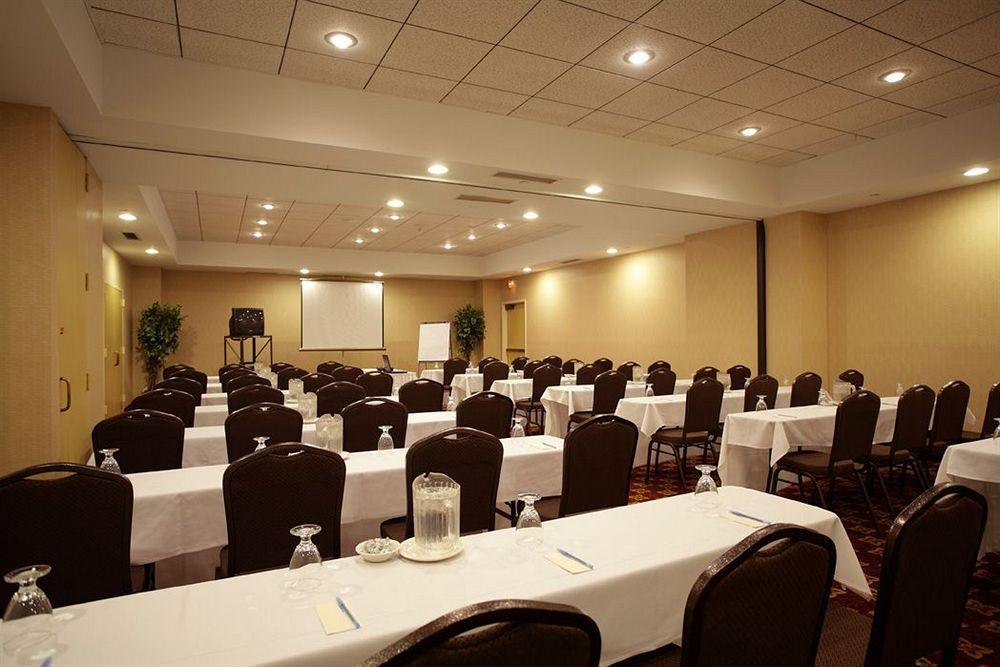 Hotel Doubletree By Hilton Binghamton Exteriér fotografie