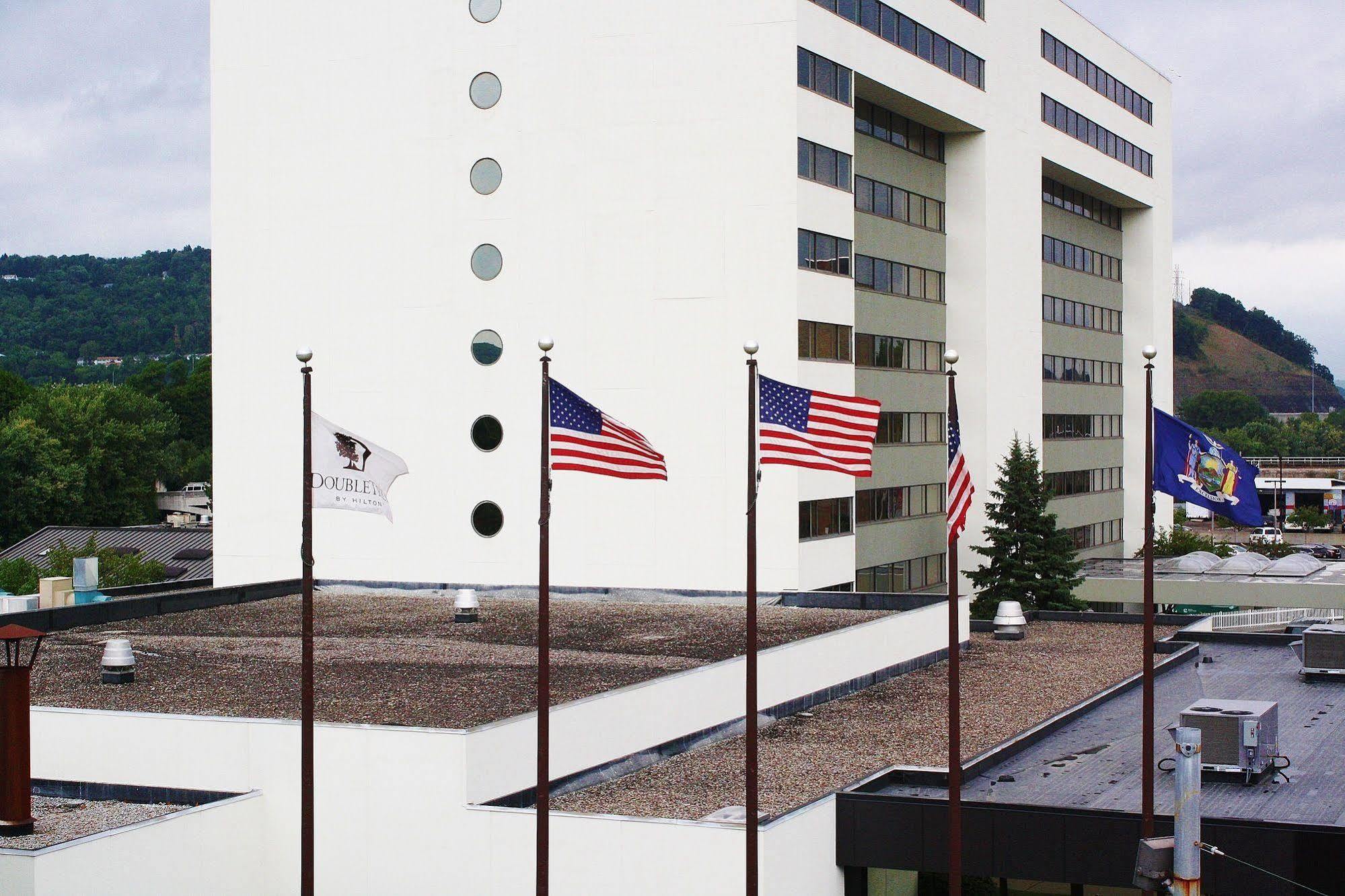 Hotel Doubletree By Hilton Binghamton Exteriér fotografie